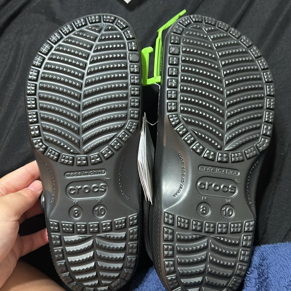 Crocs - Picture 2 of 2